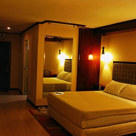 Cebu Dulcinea Hotel And Suites-Mactan Airport Hotel Lapu-Lapu City Eksteriør bilde