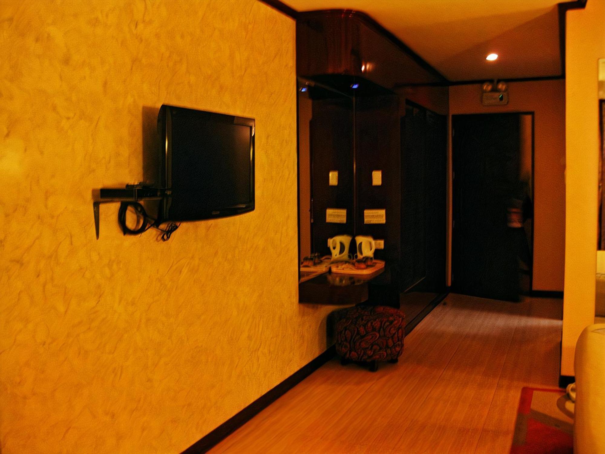 Cebu Dulcinea Hotel And Suites-Mactan Airport Hotel Lapu-Lapu City Eksteriør bilde